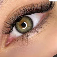 اکستنشن و لیفت مژه و ابرو