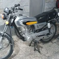 هندا ۱۲۵ پرواز ۱۴۰۰|موتورسیکلت|ری, شهادت|دیوار