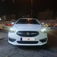 شاهین 1401 سانروف دار  سفید