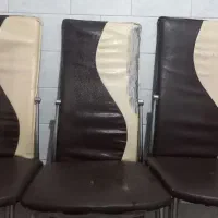 4عدد صندلی ناهارخوری1000000تومن مقطوع