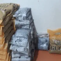 خاک گلدان|گل و گیاه طبیعی|رباط‌کریم, نوده|دیوار