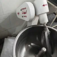 خمیر گیر (مکینه) ۶۰ کیلویی و ۴۰ وخمیر پهن کن