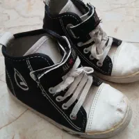 ۳جفت کفش بچه گانه ویک جفت کفش فوتبال بچه گانه|کیف، کفش، کمربند|ارومیه, |دیوار