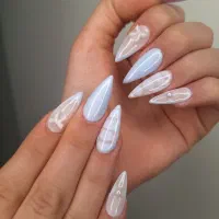 کاشت وترمیم ناخن