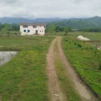 فروش زمین 4هکتاری سند دار مسکونی سازه قابل سکونت