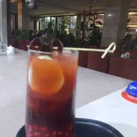 سالندار خانوم و باریستا خانوم