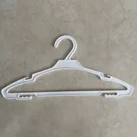 چوبکار عروسکی پلاستیکی سفید