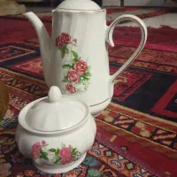 شیر خوری و قندان گل سرخی