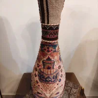 گلدان کوزه ای با روکش فرش و جاجیم دستباف کرمانی|گلیم، جاجیم، گبه|کرج, اصفهانیها|دیوار