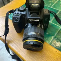 دوربین canon 850d|دوربین عکاسی و فیلم‌برداری|صدرا-فارس, فاز ۱|دیوار