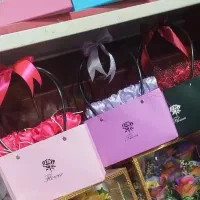 ساخت باکس گل و سبد گل روبانی شیک و خاص و سفارشی|گل مصنوعی|تهران, مشیریه|دیوار