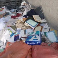 فروش. وخرید. کاغذ. کتاب. کارتن