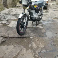 موتورسیکلت 200