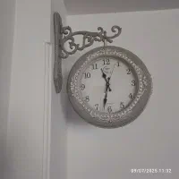 ساعت دیواری