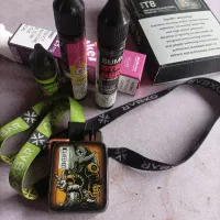 پاد، با سه تا جویس رایگان