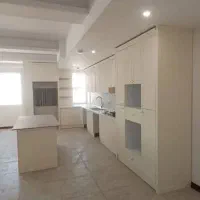 ۱۰۰ متری  / ۲خواب  / نوساز  /  ویو آزاد