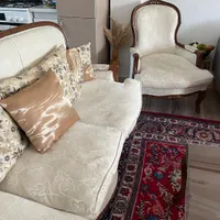 مبل ۹ نفره چوب گردو با میز ناهار خوری|مبلمان خانگی و میز عسلی|نوشهر, |دیوار