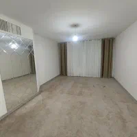 آپارتمان دوخوابه نورگیر با سند تک برگ در صدرا