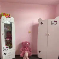 کمد و ویترین نوجوان