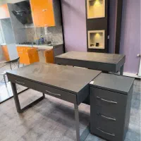 میز تحریر اداری