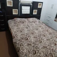 میز تلویزیون و تخت خواب|مبلمان خانگی و میز عسلی|نیشابور, شهرک بسیج|دیوار