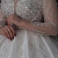 فروش تعدادی اباس عروس در حد نو تکی به صورت عمده