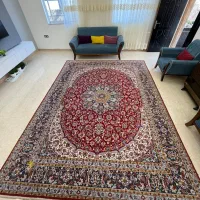 1عددفرش 12متری و2عدد فرش 6متری درخشکبیجار