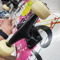 اسکیت برد چوبی ۸ لایه حرفه ای اکشن|دوچرخه، اسکیت، اسکوتر|اسلامشهر, شهرک واوان|دیوار