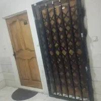 آکاردئونی و کرکره برقی