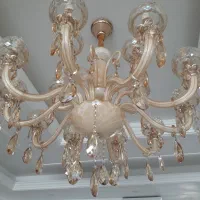 یه جفت لوستر کریستالی