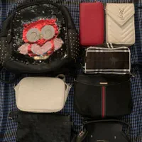 تعدادی کیف دخترانه و زنانه