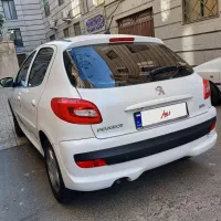 پژو 207 پانا اتومات ارتقا 1403 سفید|خودرو سواری و وانت|کرج, باغستان|دیوار