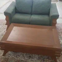 مبل راحتی و جلو‌ مبلی