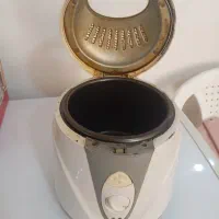 پلوپز توشیبا ژاپنی و سرخ کن برقی ایتالیایی اصل|اجاق گاز و لوازم برقی پختوپز|صدرا-فارس, فاز ۱|دیوار