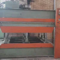 پرس گرم حرارتی درب نجاری روکش طبیعی ام دی اف لترون|ماشینآلات صنعتی|مشهد, چهاربرج|دیوار