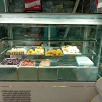 ویترین و یخچال شیرینی
