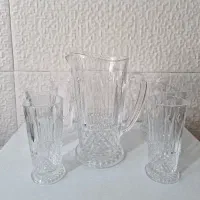 تعدادی ظروف آشپزخانه