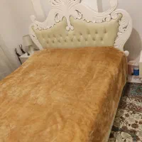 سرویس خواب و فرش شش متری در حد نو|تخت و سرویس خواب|گناباد, |دیوار