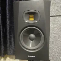 اسپیکر مانیتورینگ ‌Adam t7v