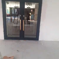 خدمات نصب شیشه های سکوریت، میرال، دوجداره|خدمات پیشه و مهارت|همدان, |دیوار