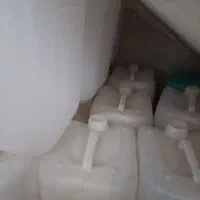 گالن سفید|ظروف نگهدارنده، پلاستیکی، یکبارمصرف|باسمنج, |دیوار