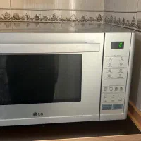 تعمیرات انواع جاروبرقی و ماکروویو.