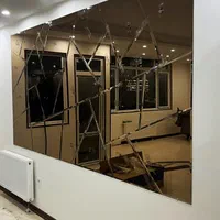 آیینه هنرمند|آینه|پرند, فاز ۰|دیوار