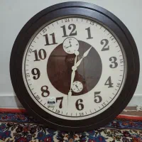 ساعت دیواری سایز ۷۰.نو. شیک سالم