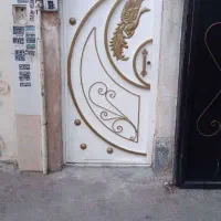 دو طبقه منزل مسکونی