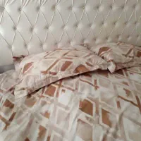 تخت خواب دو نفره کاملا سالم و بدون کوچکترین لک