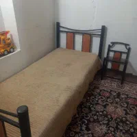 دو عدد تختخواب فلزی