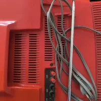 تلویزیون قدیمی تمیز|تلویزیون و پروژکتور|دزفول, |دیوار