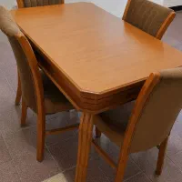 میز ناهار خوری