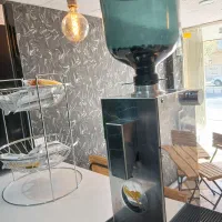 کافه|کافی‌شاپ و رستوران|بافت, |دیوار